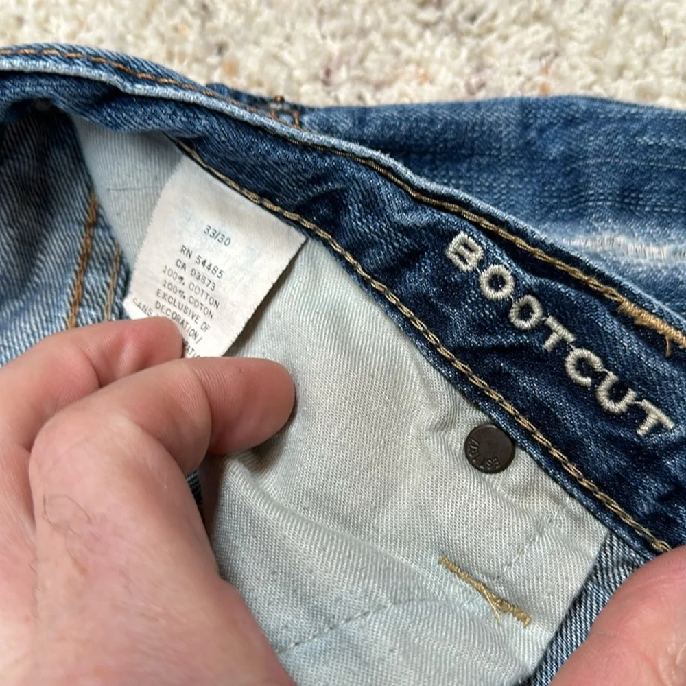 Good used condition American eagle factory distressed bootcut jeans. - Picture 8 of 11